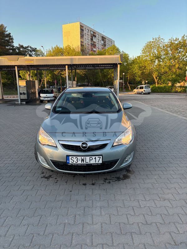 Opel Astra J IV 1.6 T Sport 2011