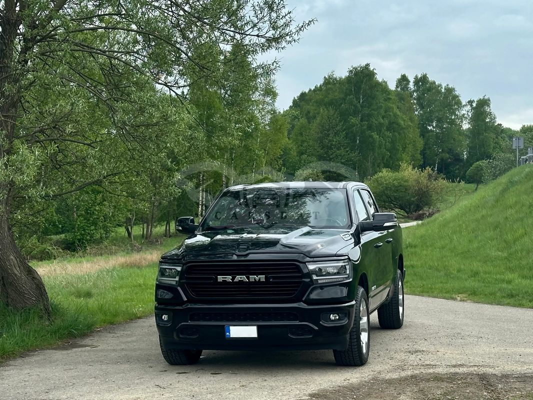 RAM 1500 Crew Cab Shortbed Bighorn 2020