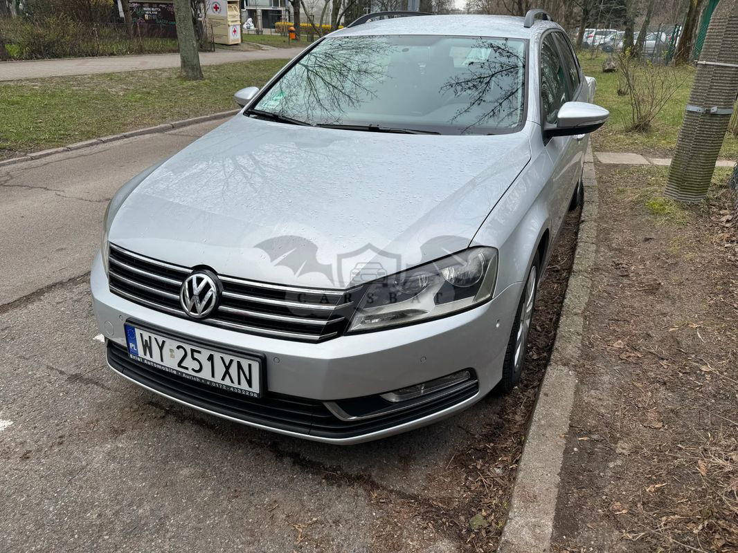 Volkswagen Passat B7 Variant 1.6 TDI BlueMotion 2011