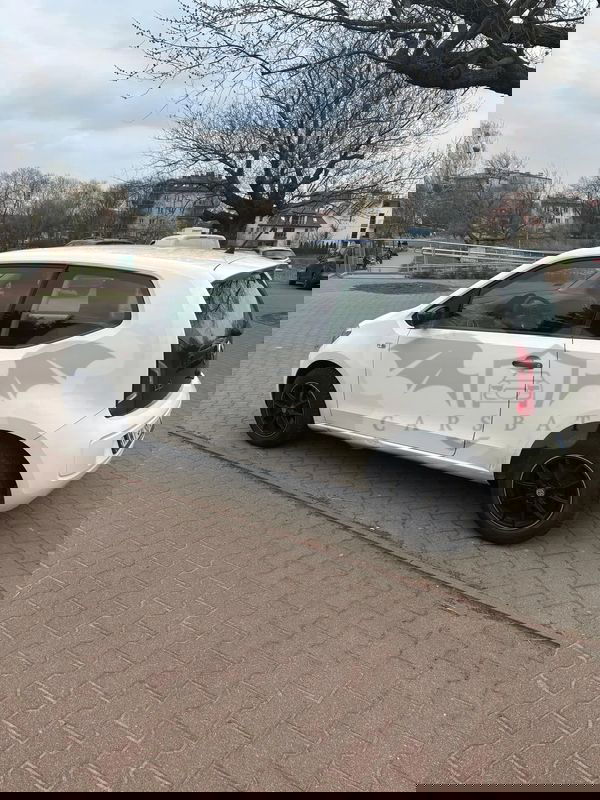 Volkswagen Up! 2012