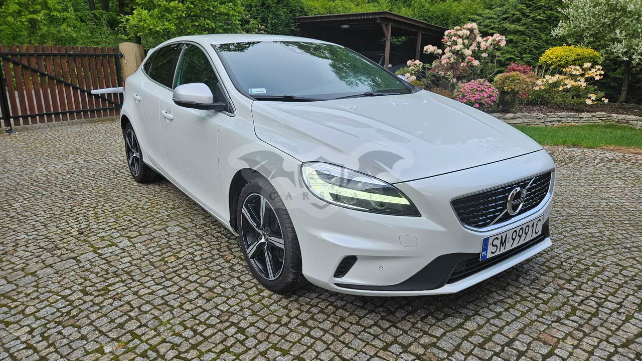 Volvo V40 II T3 Drive-E R-Design Kinetic 2019