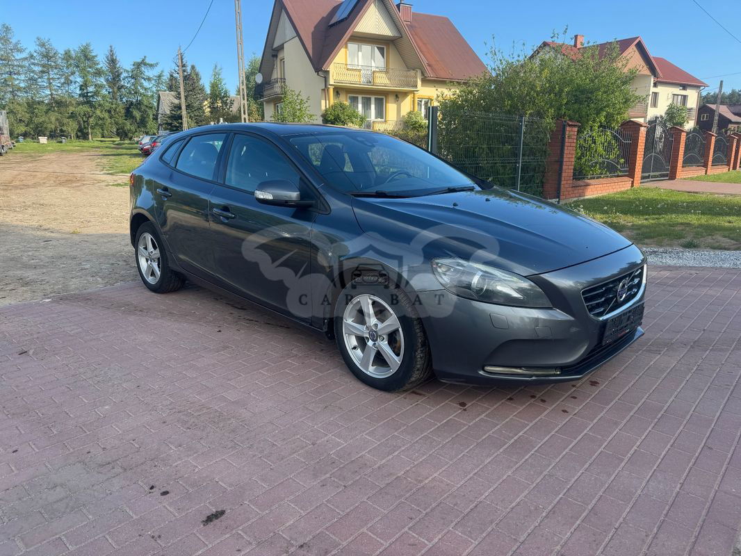 Volvo V40 II D2 Kinetic 2013