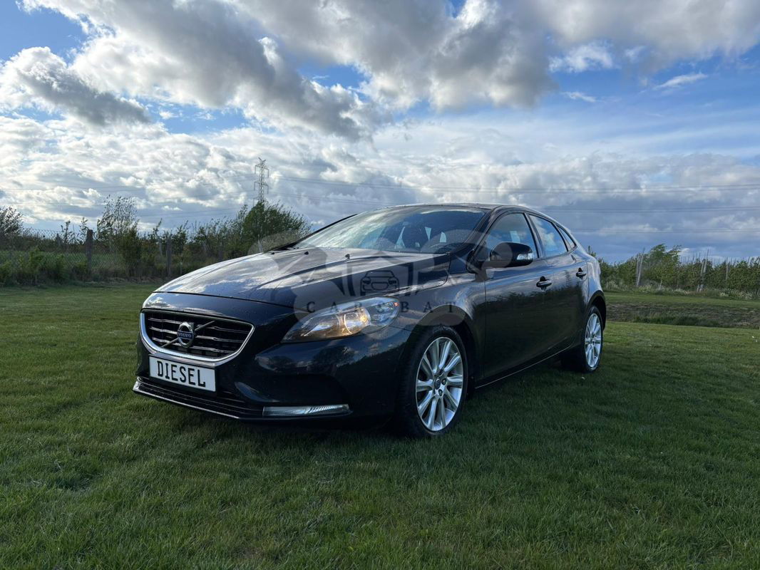 Volvo V40 II D2 R Design 2013