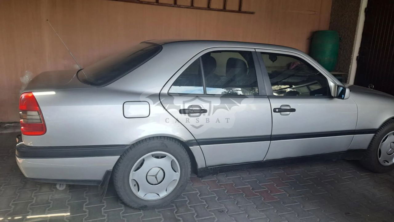 Mercedes-Benz C W203 180 T Classic 1996