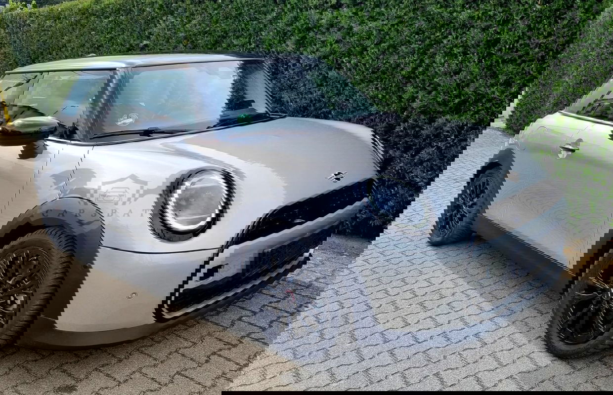 Mini Cooper 2024