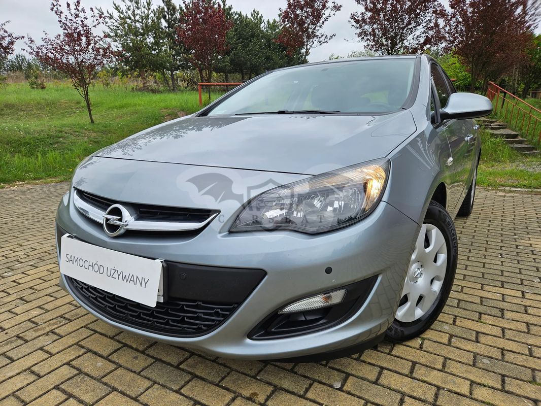 Opel Astra J IV 1.6 CDTI Essentia 2015