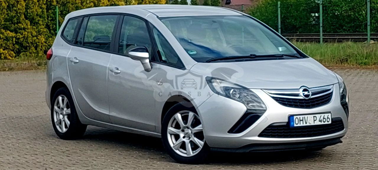 Opel Zafira C 2013