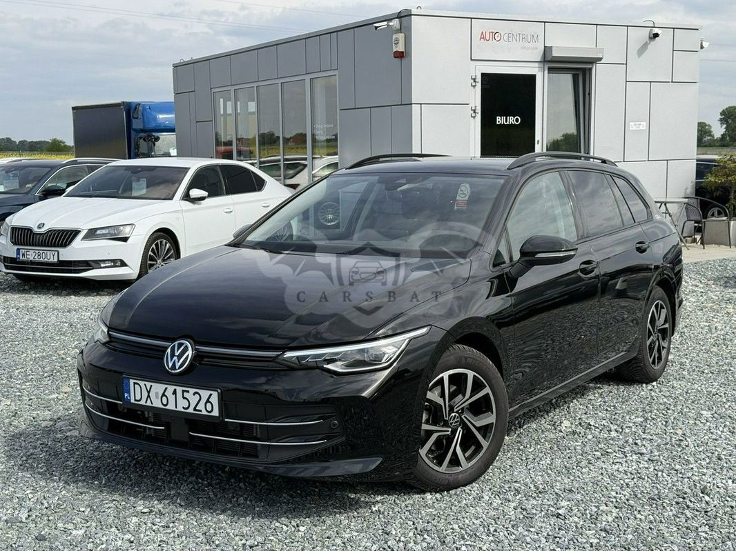 Volkswagen Golf VIII Variant 1.5 eTSI OPF DSG Goal 2024