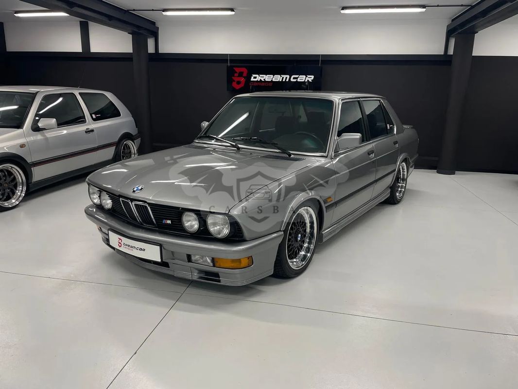 BMW 5 Series E28 M535 i 1987