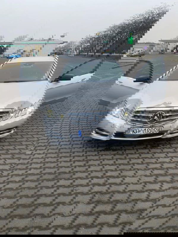 Mercedes-Benz E W212 350 CDI 4-Matic BlueEff Avantgarde 2011