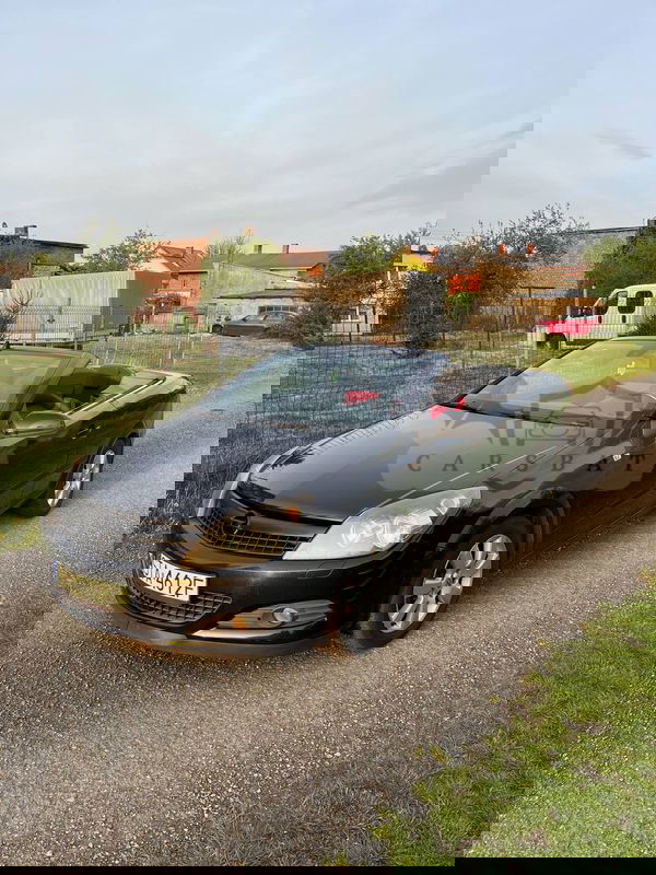 Opel Astra H III GTC 1.6 Cosmo 2006