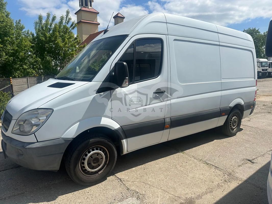Mercedes-Benz Sprinter 2011