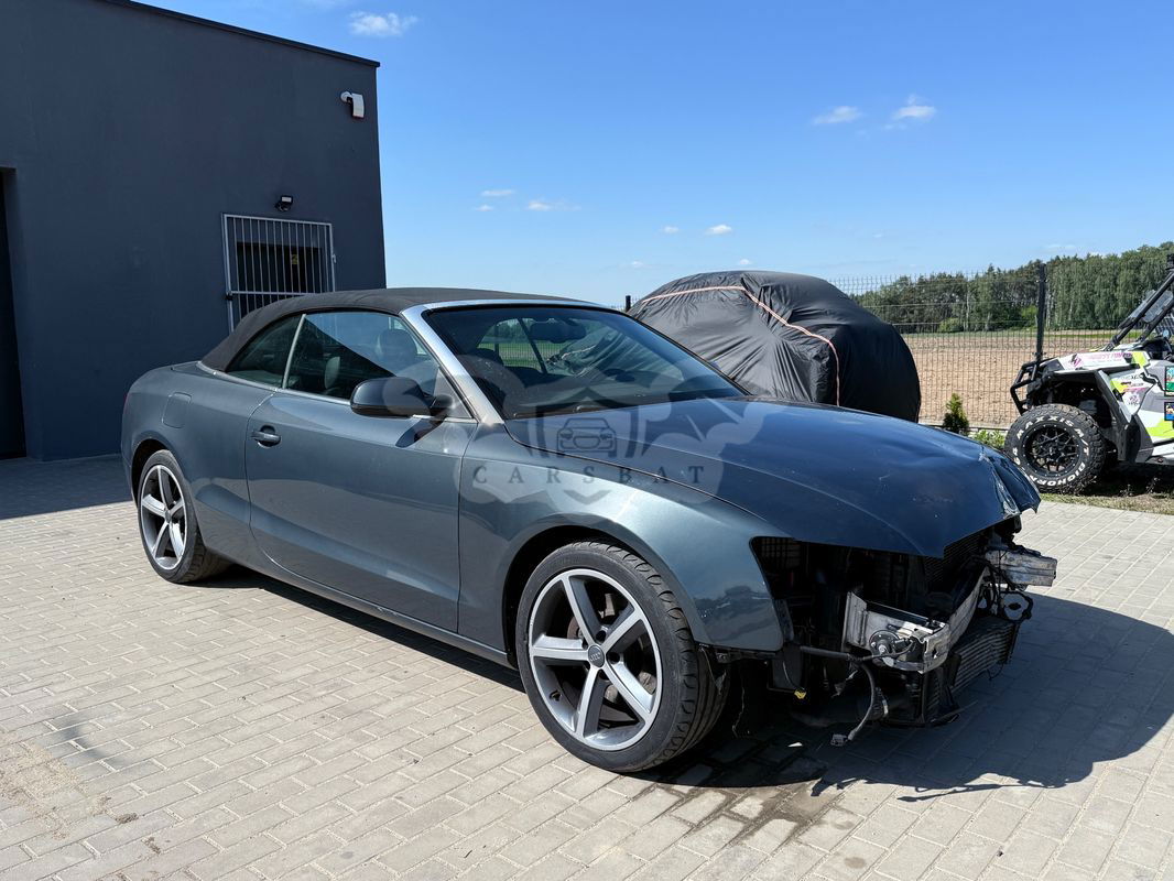 Audi A5 8T 3.0 TDI DPF (clean diesel) quattro S tronic 2010