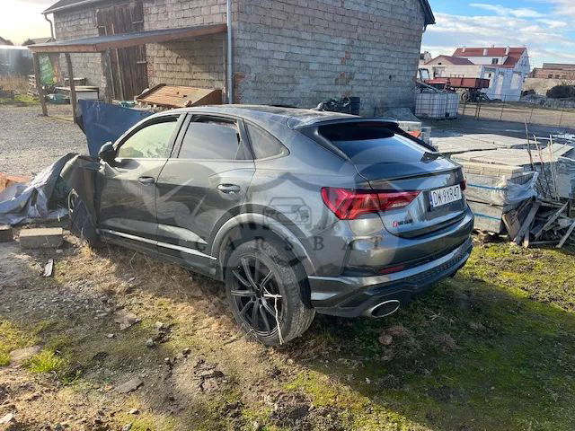 Audi RSQ3 2022