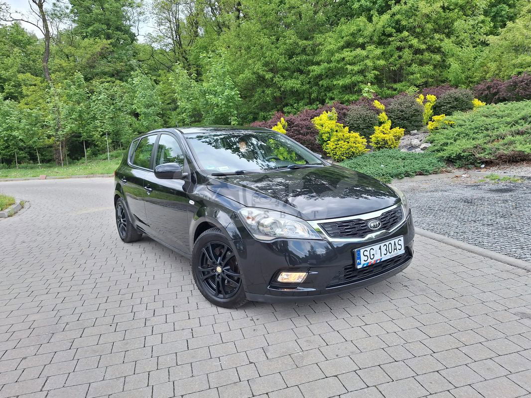 Kia Ceed I 1.4 CVVT Dream-Team Edition 2011