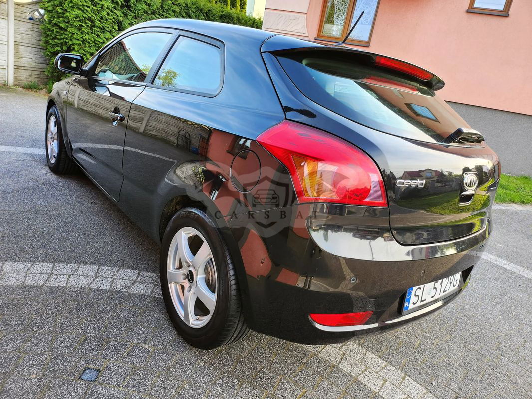 Kia Ceed 2011