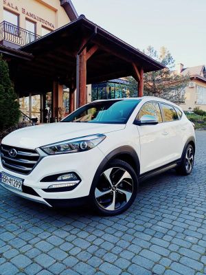 Hyundai Tucson III blue 1.7 CRDi 2WD Intro Edition 2017