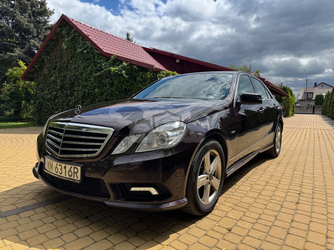 Mercedes-Benz E W212 350 CDI BlueEff Avantgarde 2011