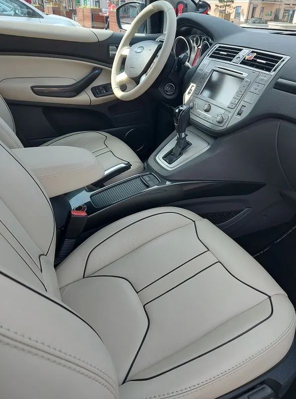 Ford Kuga I 2.0 TDCi 4x4 Individual 2011