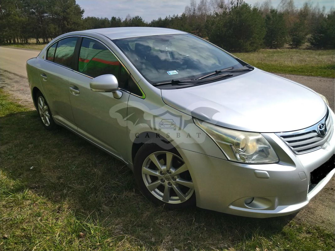 Toyota Avensis II 2.0 D-4D Sol 2009