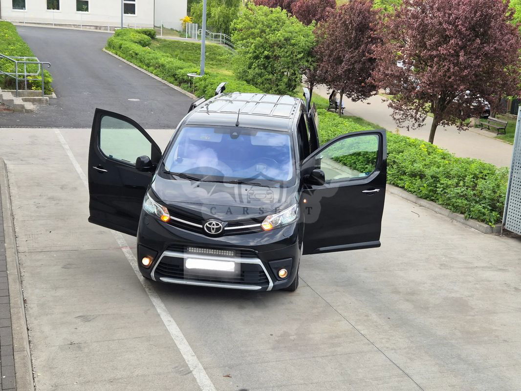 Toyota ProAce 2,0-l-D-4D L1 (8-Si.) Autm Verso Club 2017