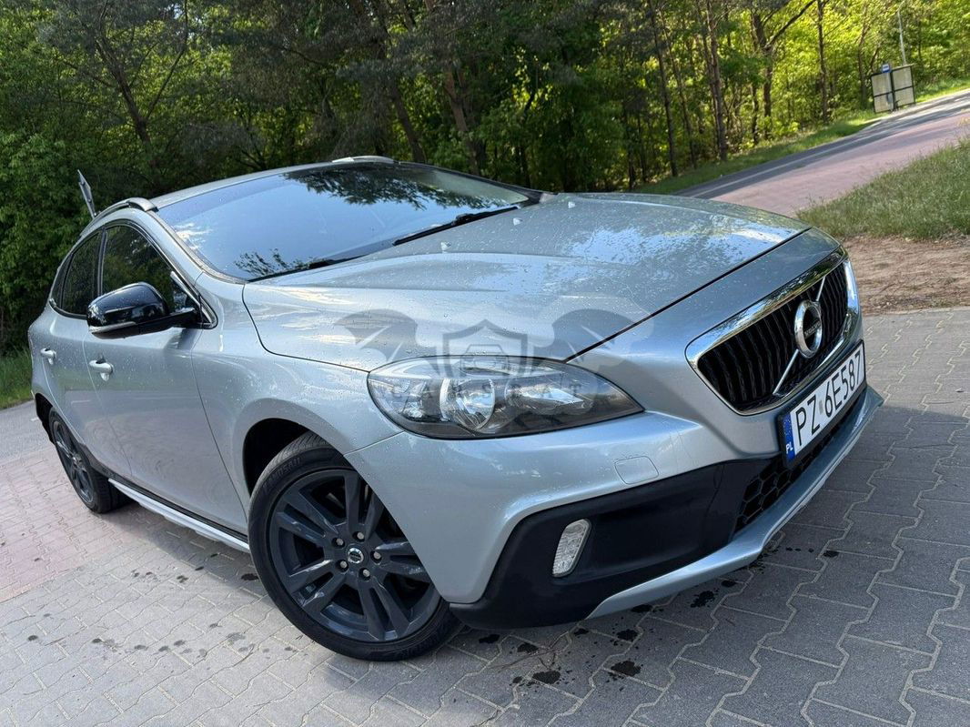 Volvo V40 2013
