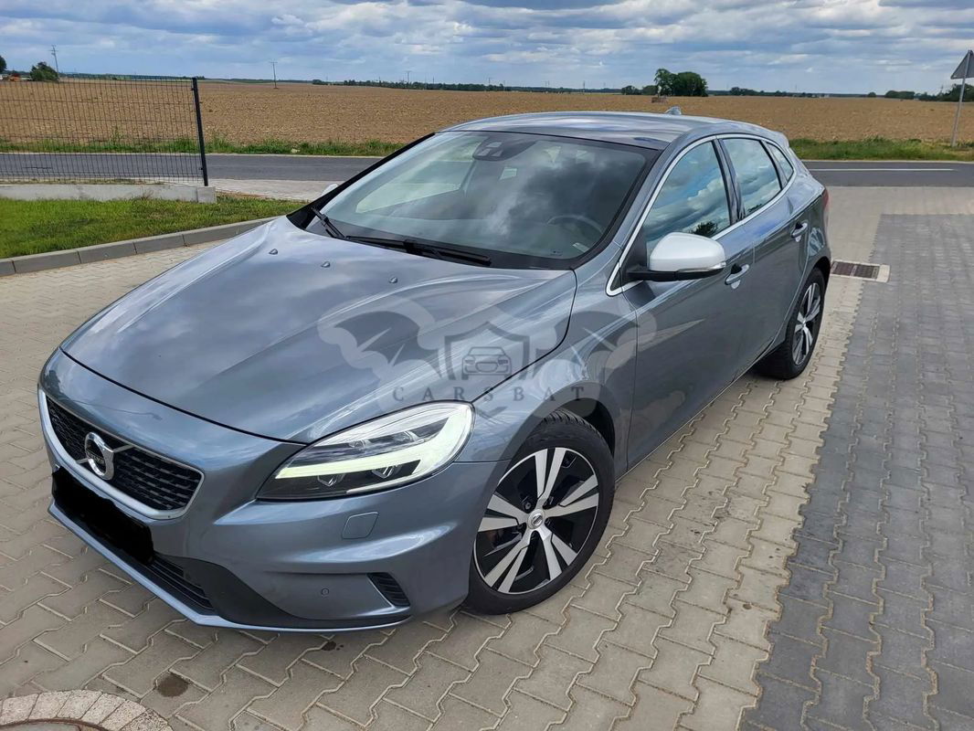 Volvo V40 II D3 Drive-E R-Design Momentum 2018