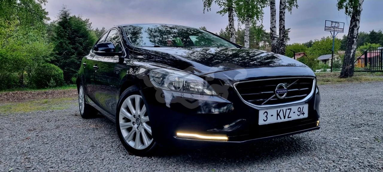 Volvo V40 II 2013