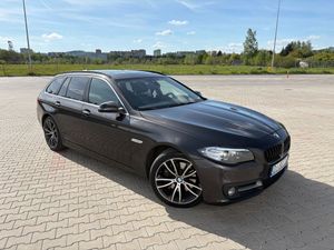 BMW 5 Series F10/F11 525d Touring Sport-Aut Luxury Line 2015