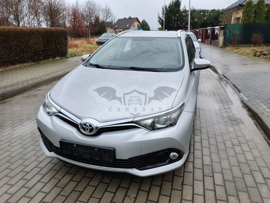 Toyota Auris II 1.6 Premium Comfort 2016