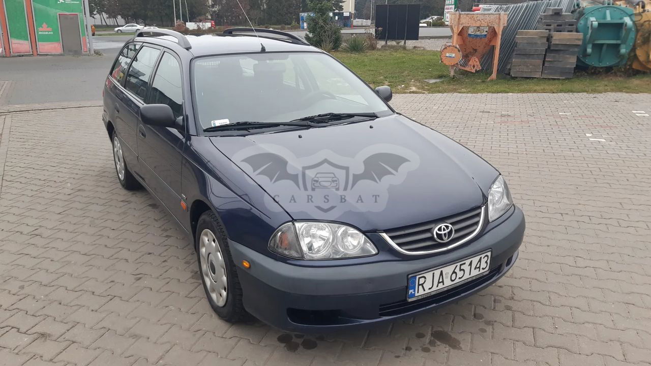 Toyota Avensis I 1.8 VVT-i Terra Plus 2001