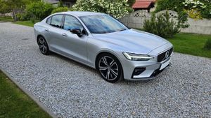 Volvo S60 III T4 R-Design First Edition 2019