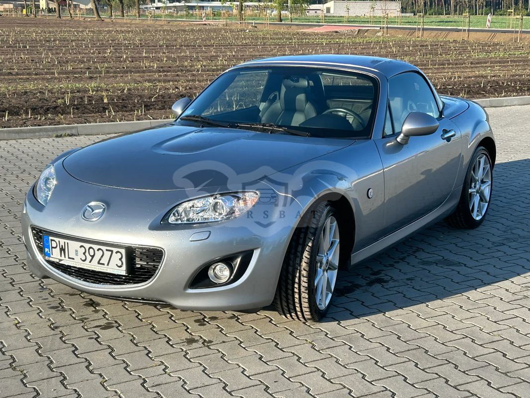 Mazda MX-5 (Miata) 2.0 Sport 2012