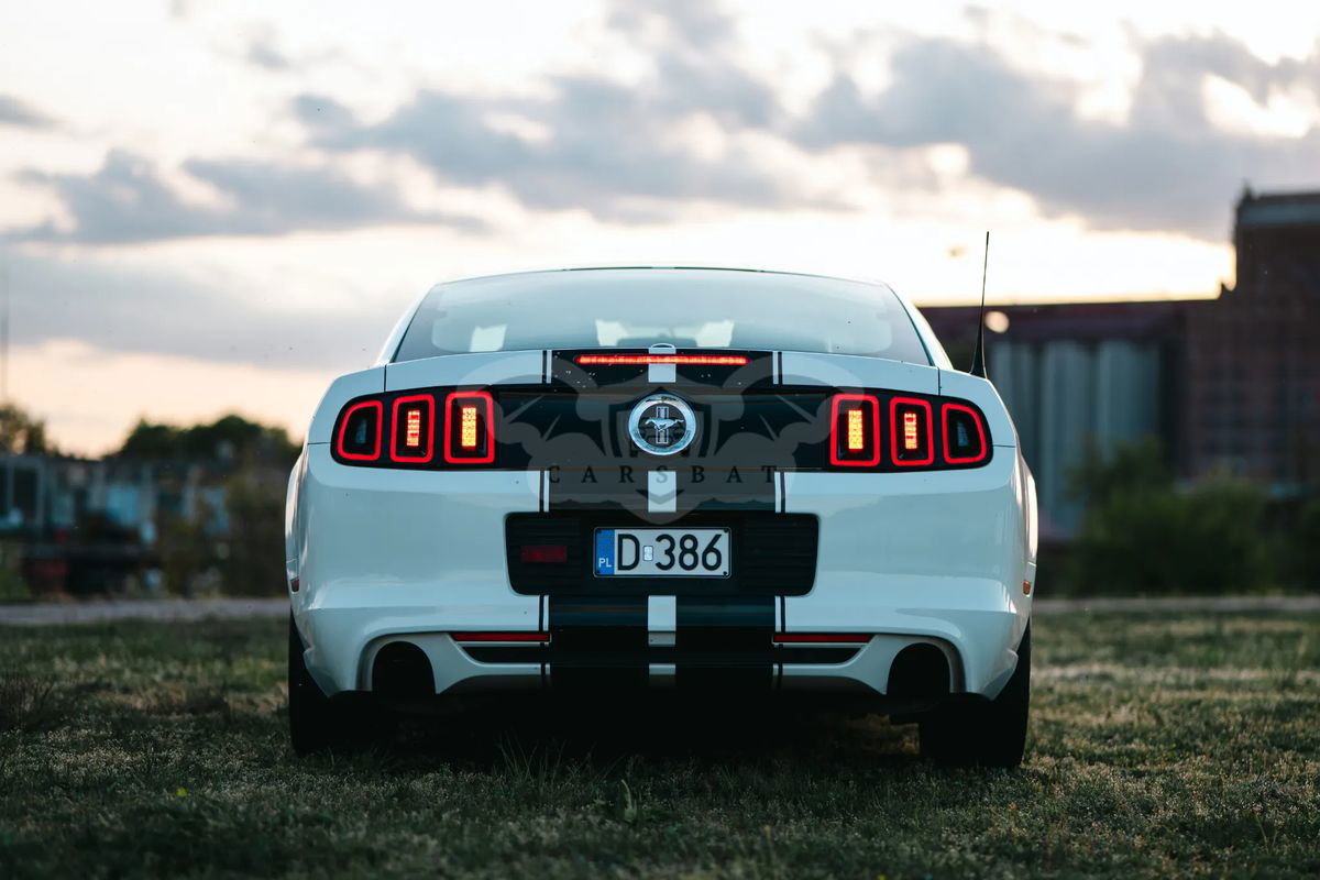 Ford Mustang 3.7 V6 2013