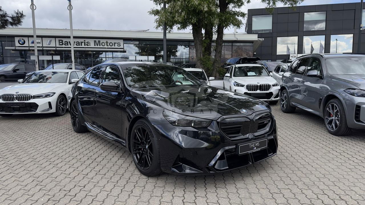 BMW M5 2024