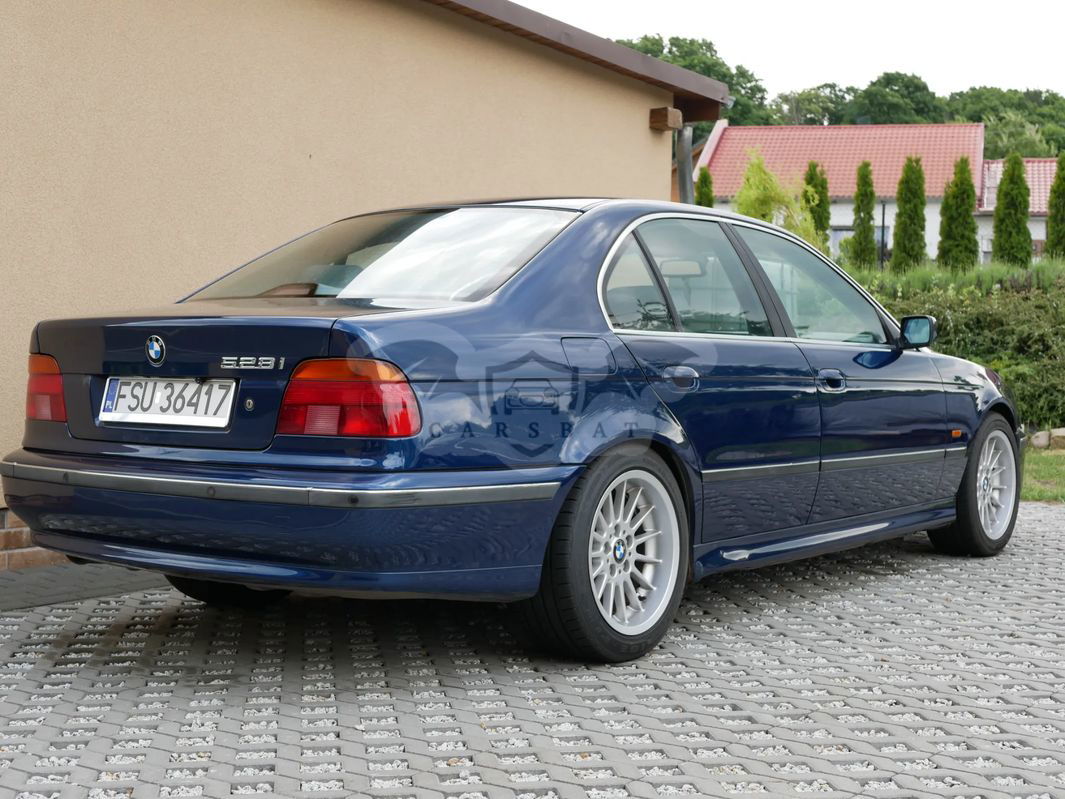 BMW 5 Series E39 528i 1998