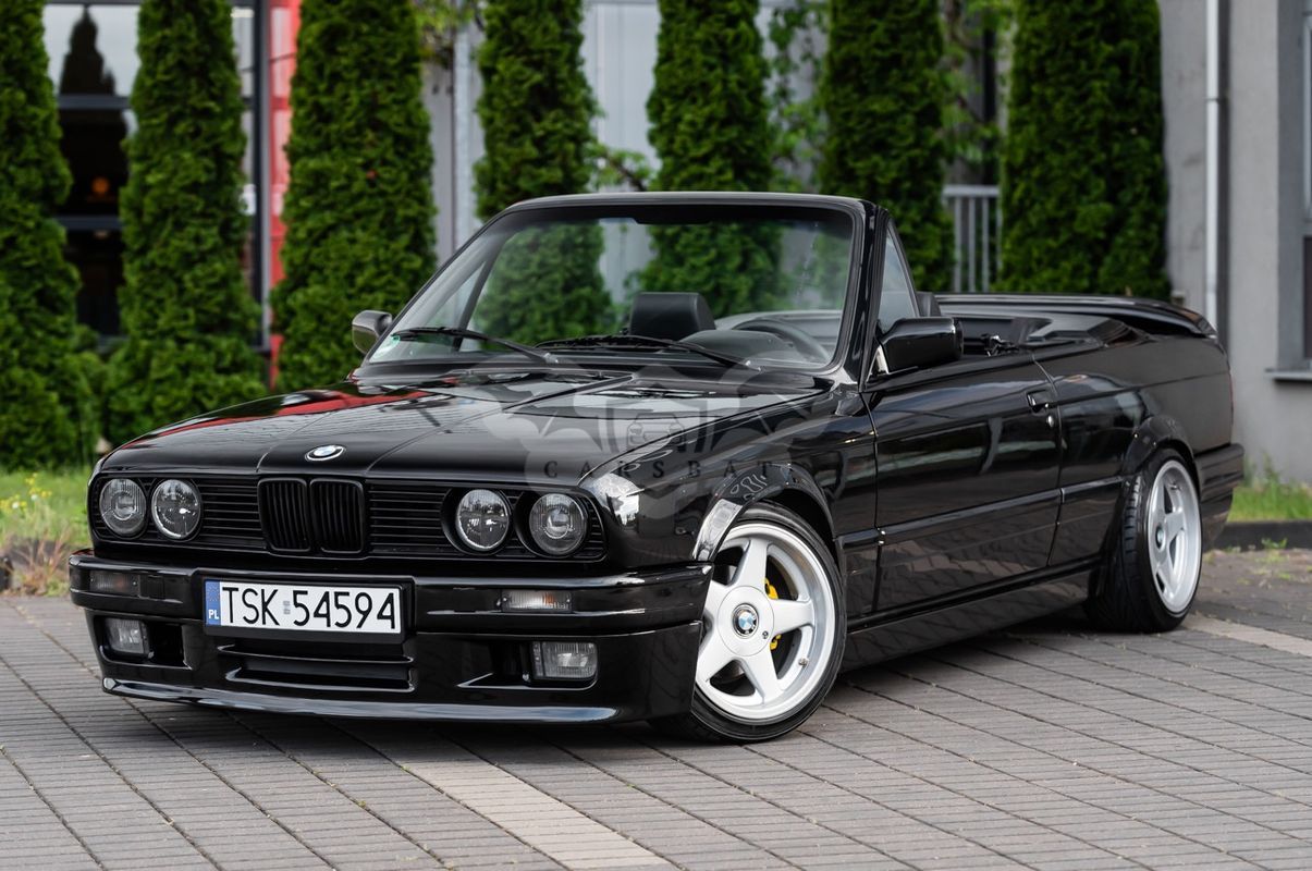 BMW 3 Series E30 1990