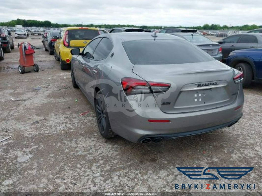 Maserati Ghibli 2021