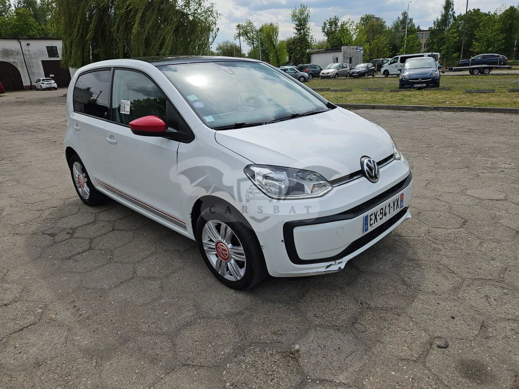 Volkswagen Up! (BlueMotion Technology) beats 2018