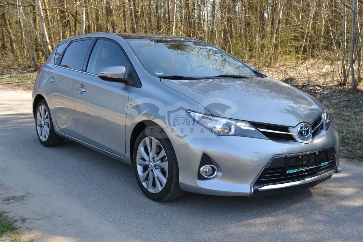 Toyota Auris II 2013