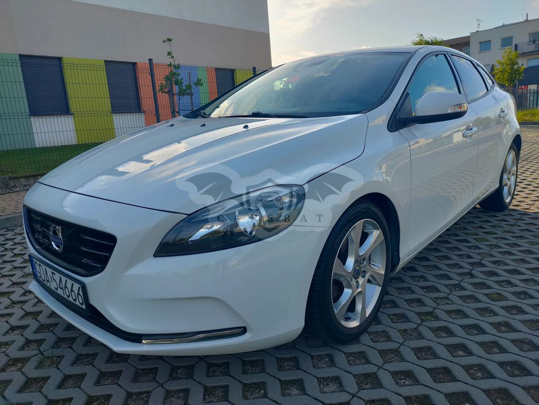 Volvo V40 II T3 Momentum 2013