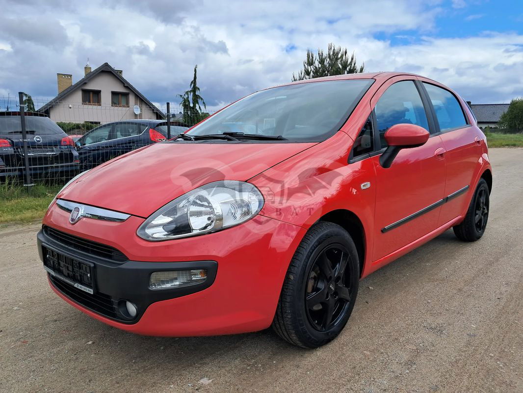 Fiat Punto 1.4 8V Dynamic 2011