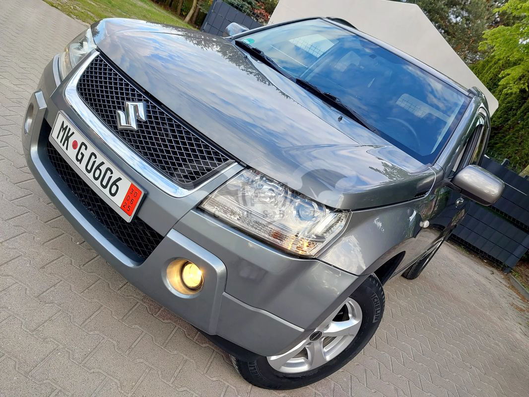 Suzuki Grand Vitara II 2.0 Comfort + Family 2007