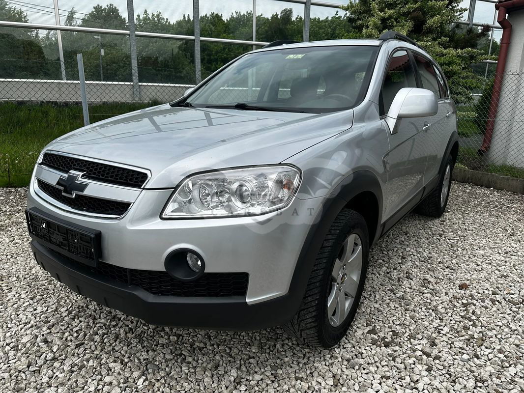 Chevrolet Captiva 2.4 LS 2010