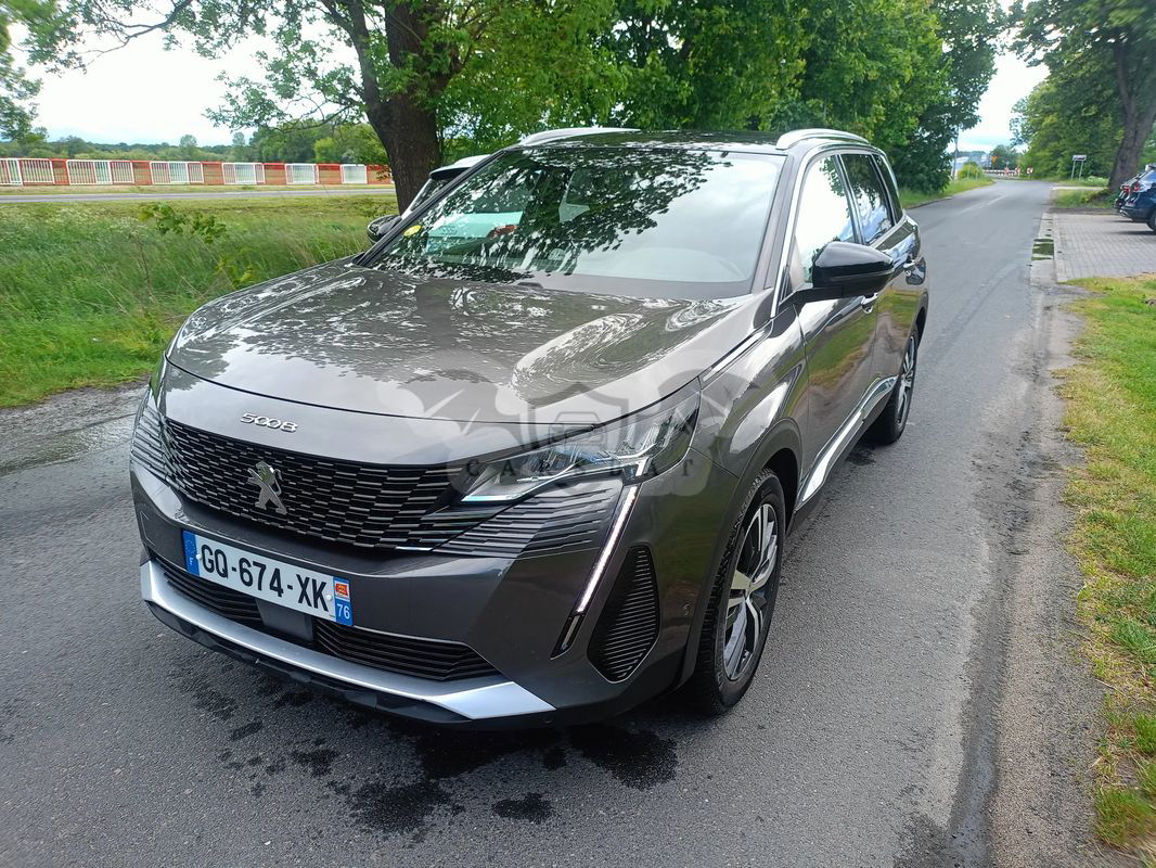 Peugeot 5008 II 1.5 BlueHDi Allure S&S EAT8 2023