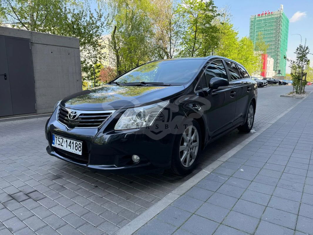 Toyota Avensis III 1.8 Premium 2011