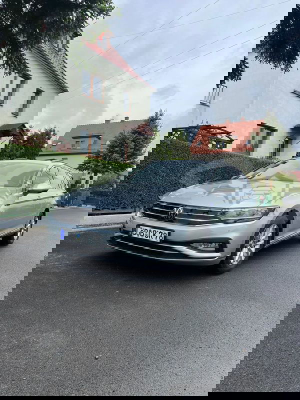 Volkswagen Passat B8 Variant 2.0 TDI SCR DSG BlueMotion Comfortline 2023