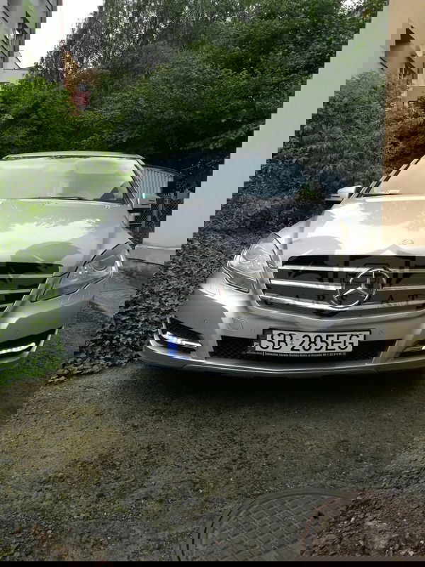 Mercedes-Benz R 350 CDI DPF 4Matic 7G-TRONIC 2011