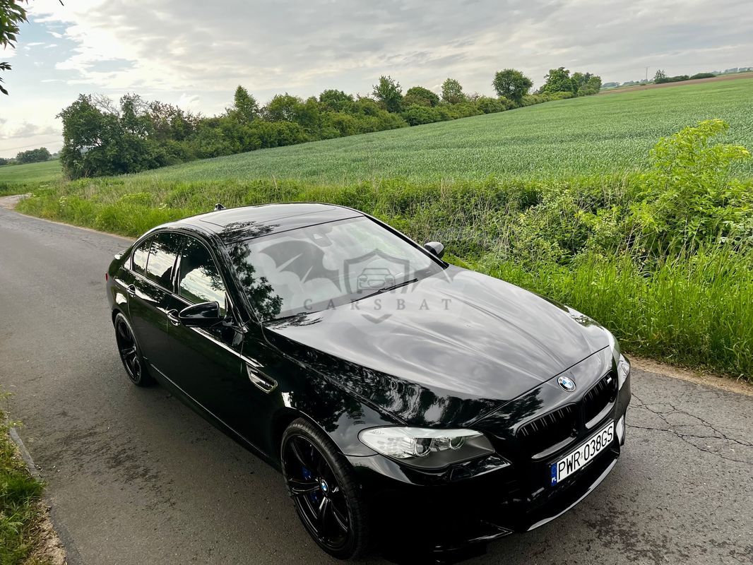 BMW M5 Standard 2012