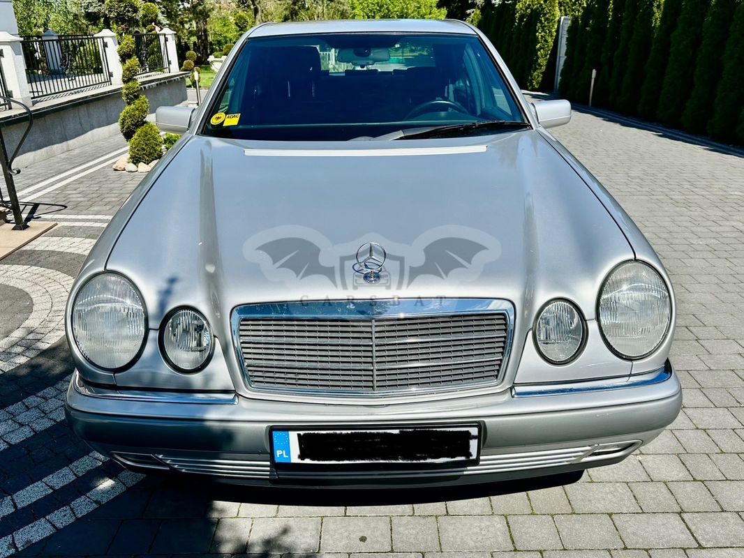 Mercedes-Benz E W210 1996